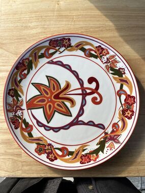 DAVID TUTERA ENTERTAINING PASSION DINNER PLATE COLORFUL FLOWERS & DESIGNS